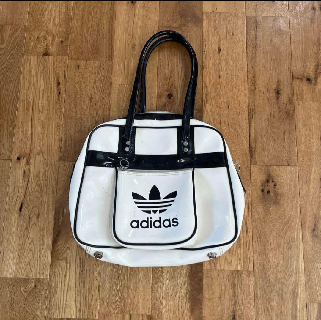 90s adidas エナメルバッグ