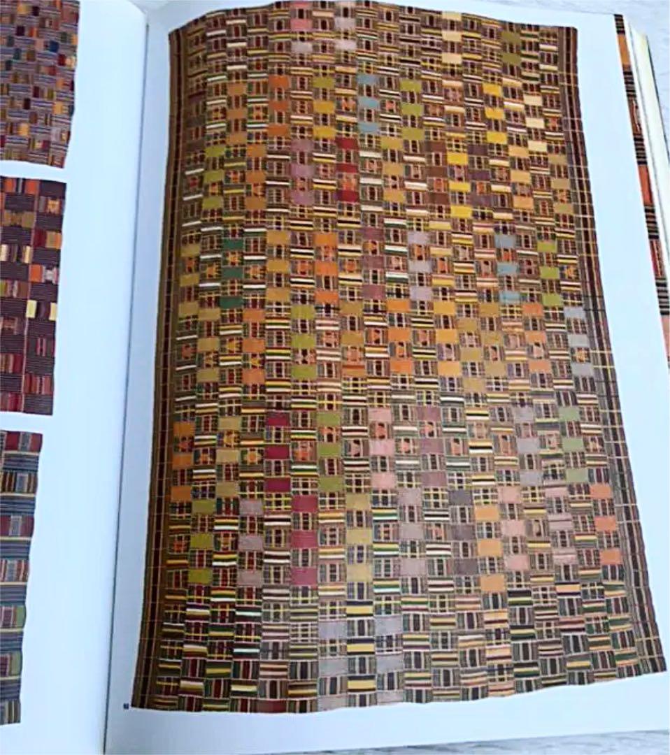 ミュージアムピース　　アフリカ　首長の例祭着