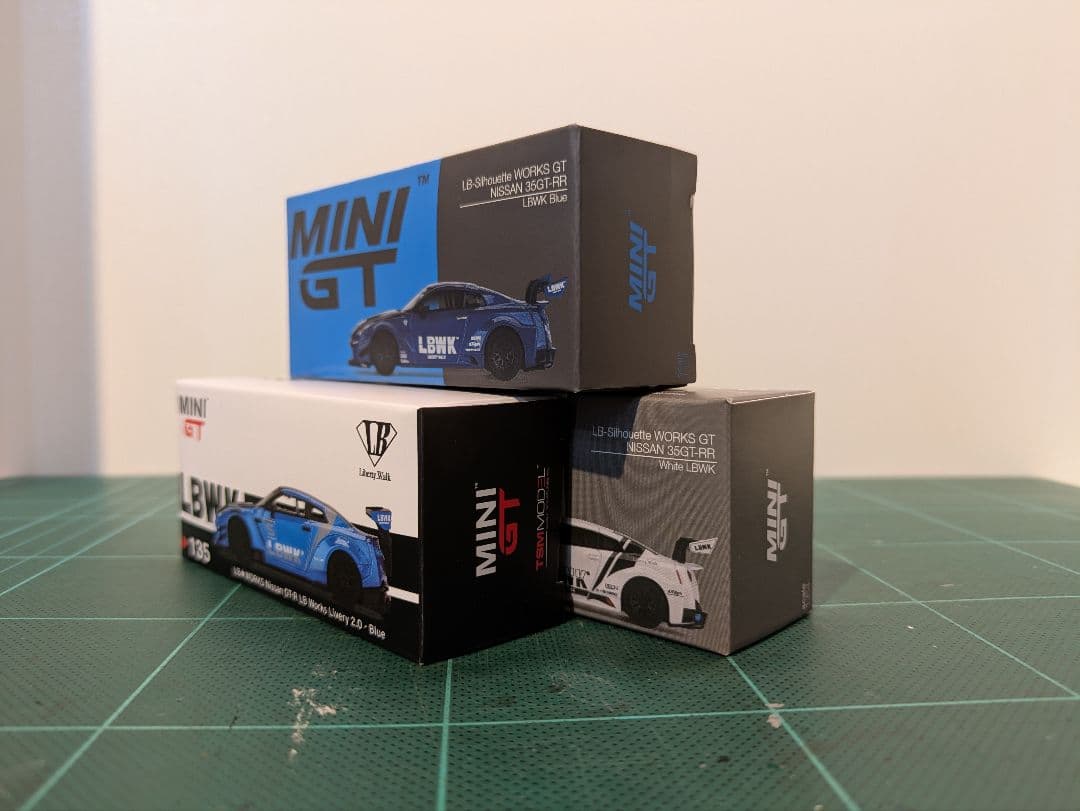 MINIGT 日産 GT-R 3台セット 299 209 135