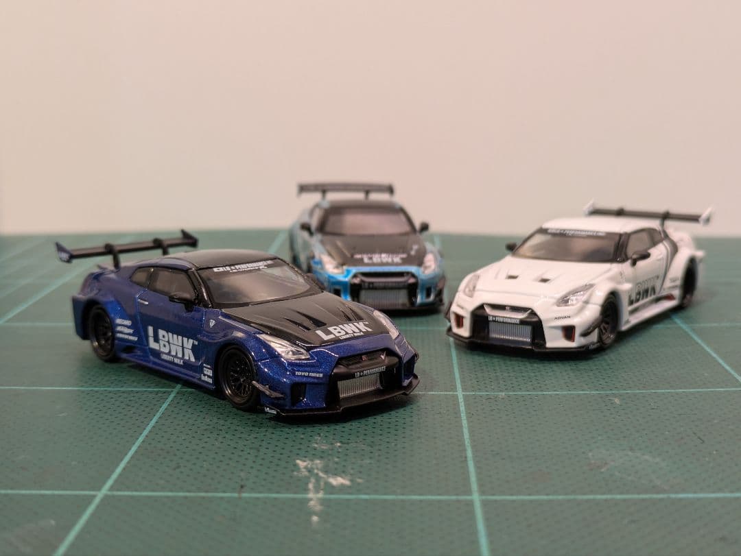 MINIGT 日産 GT-R 3台セット 299 209 135
