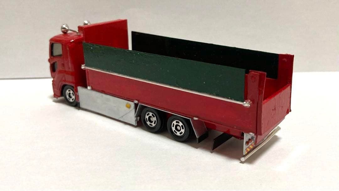 トミカ改造いすゞギガロングダンプ