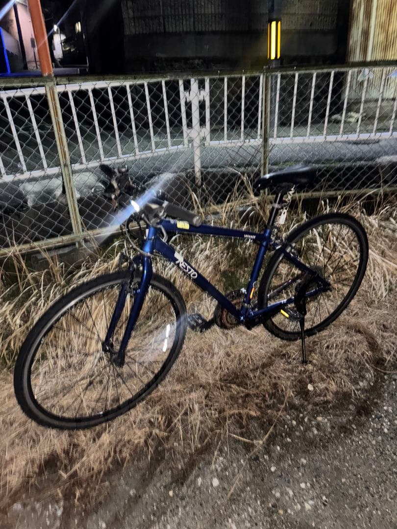 nesto クロスバイク　自転車　書類あり　大阪より、配達可能