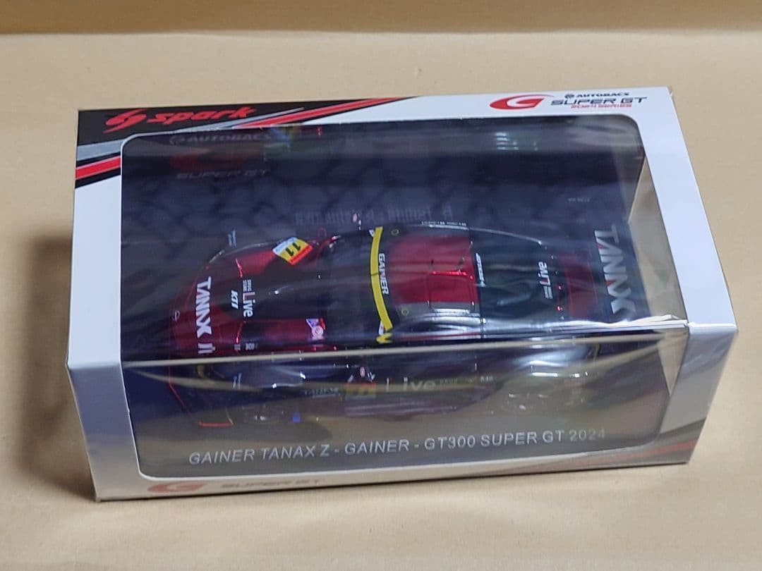 Spark 1/43 GAINER TANAX Z ミニカー