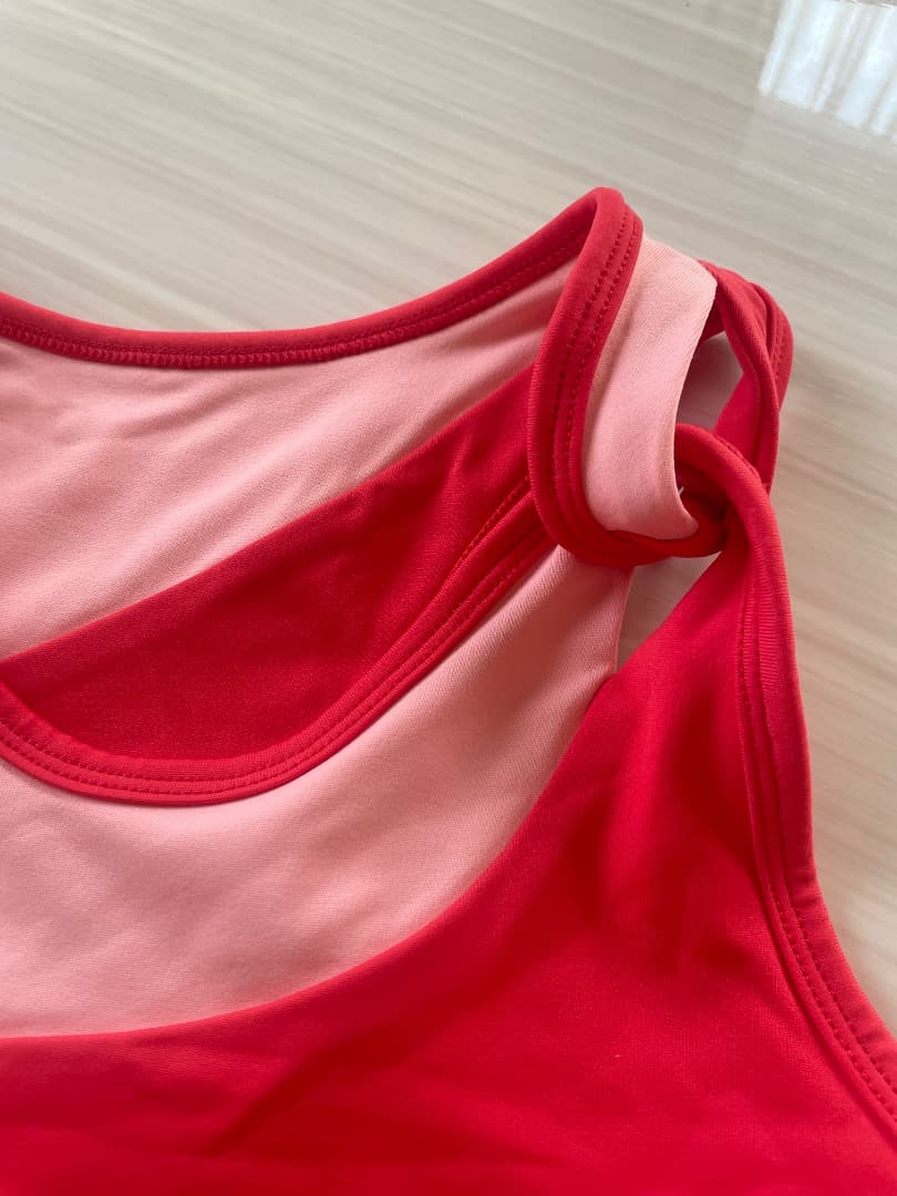 チェリー　新品・未使用‼️LIJA テニスセットアップ