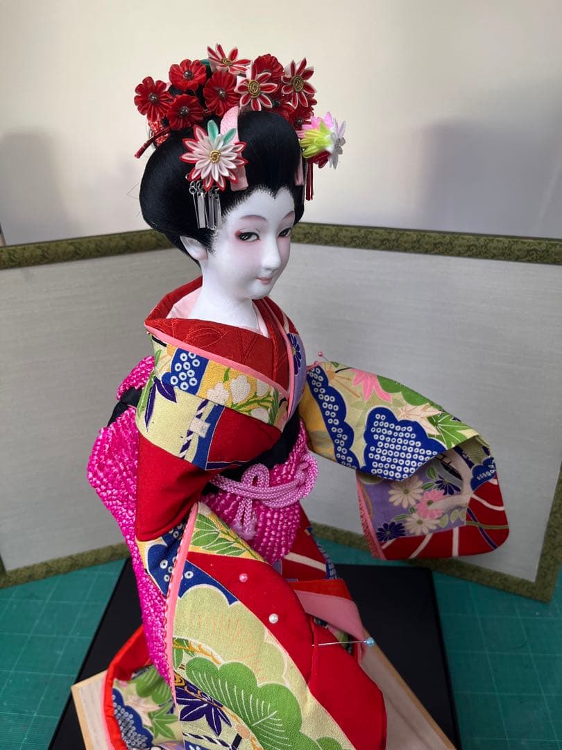 日本人形 / 春待ち草