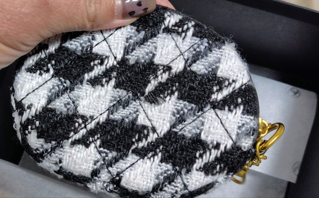 ♡CHANEL♡ スマホショルダーバッグ✨新品・未使用✨