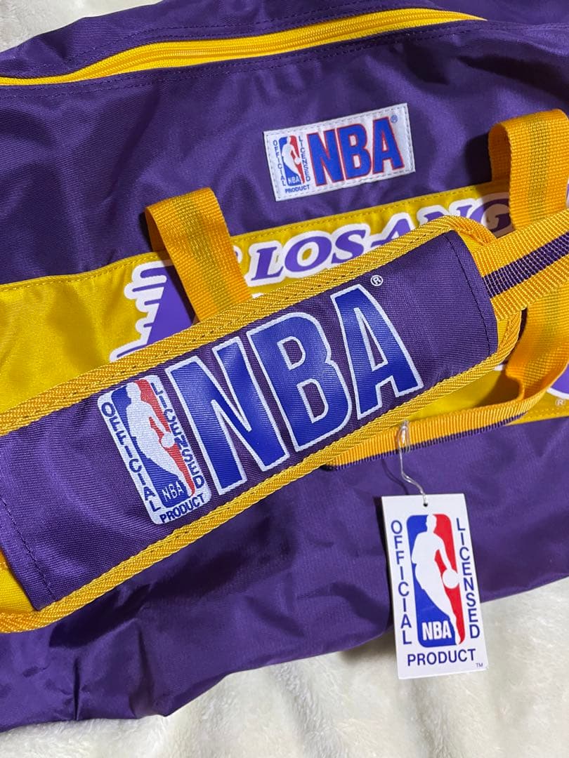 新品タグ付き！NBA ロサンゼルス レイカーズ ドラムバッグ ボストンバッグ