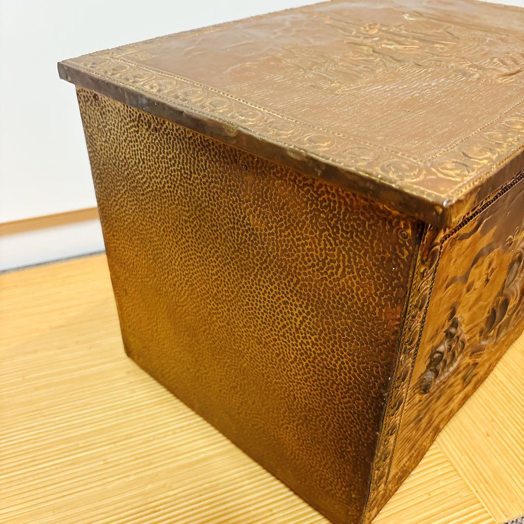 真鍮 イギリスアンティーク コールボックス 船の浮彫り装飾 収納ボックス