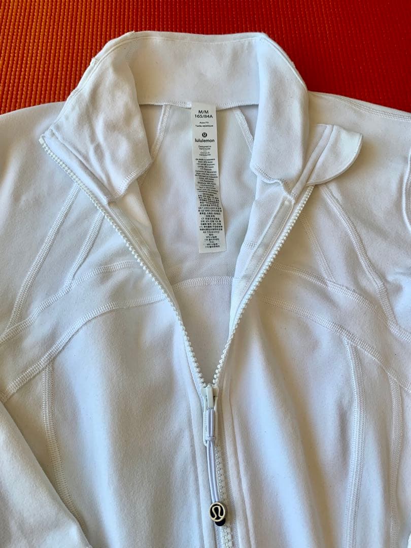 lululemon DefineジャケットM白Nuluホワイトピラティスヨガ