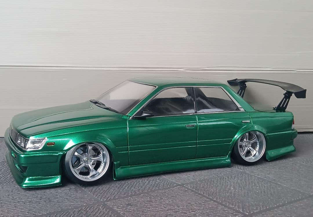 ラジコンボディ　パンドラC33ローレルボディ