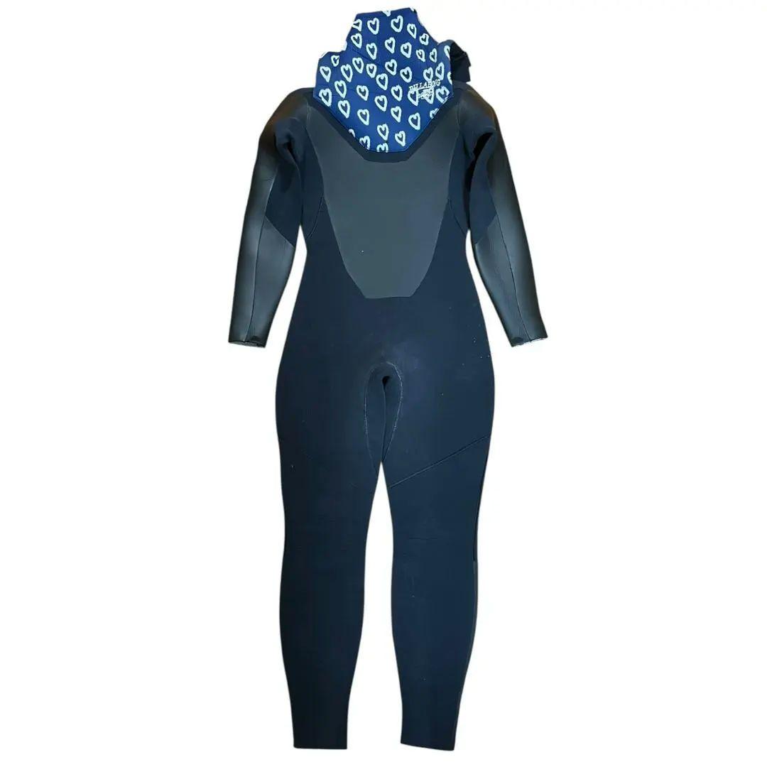 BILLABONGビラボン152cm 45kg レディース　セミドライ 裏起毛