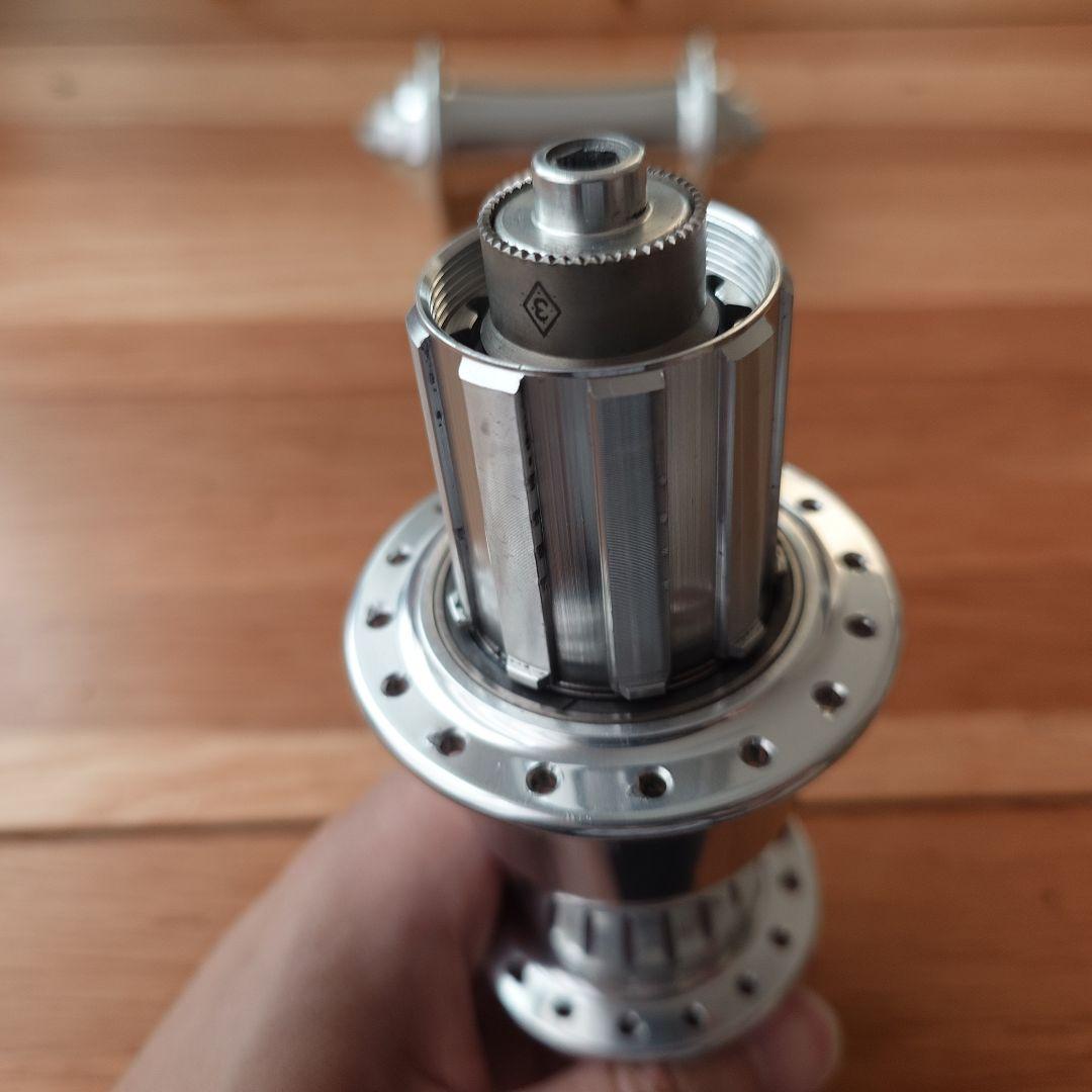 Chris King CLASSIC ROAD ハブ クリスキング