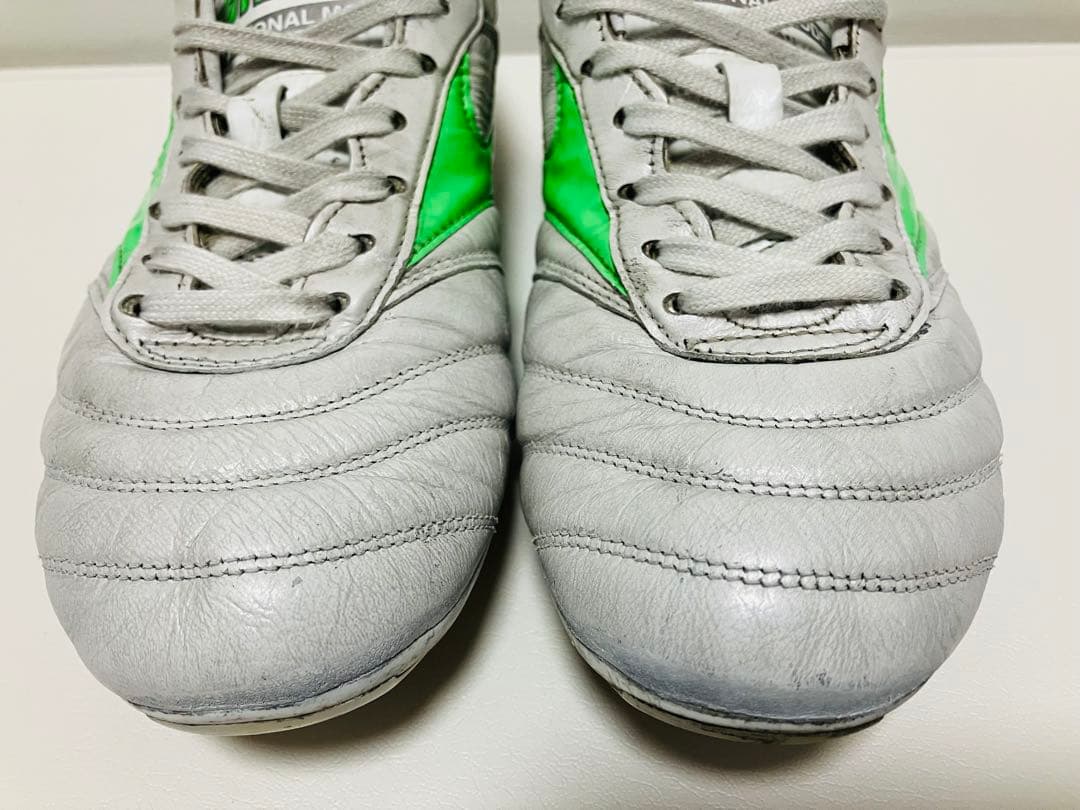 【再値下げ】モレリアⅡ 限定カラー　25.5cm