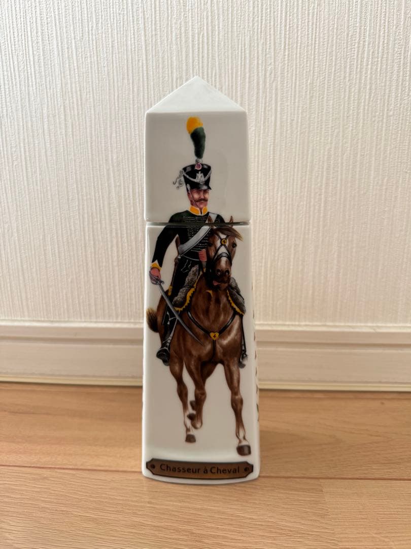 【未開栓/冊子付】ドリューズ ナポレオン 皇帝の近衛兵 陶器ボトル コニャック