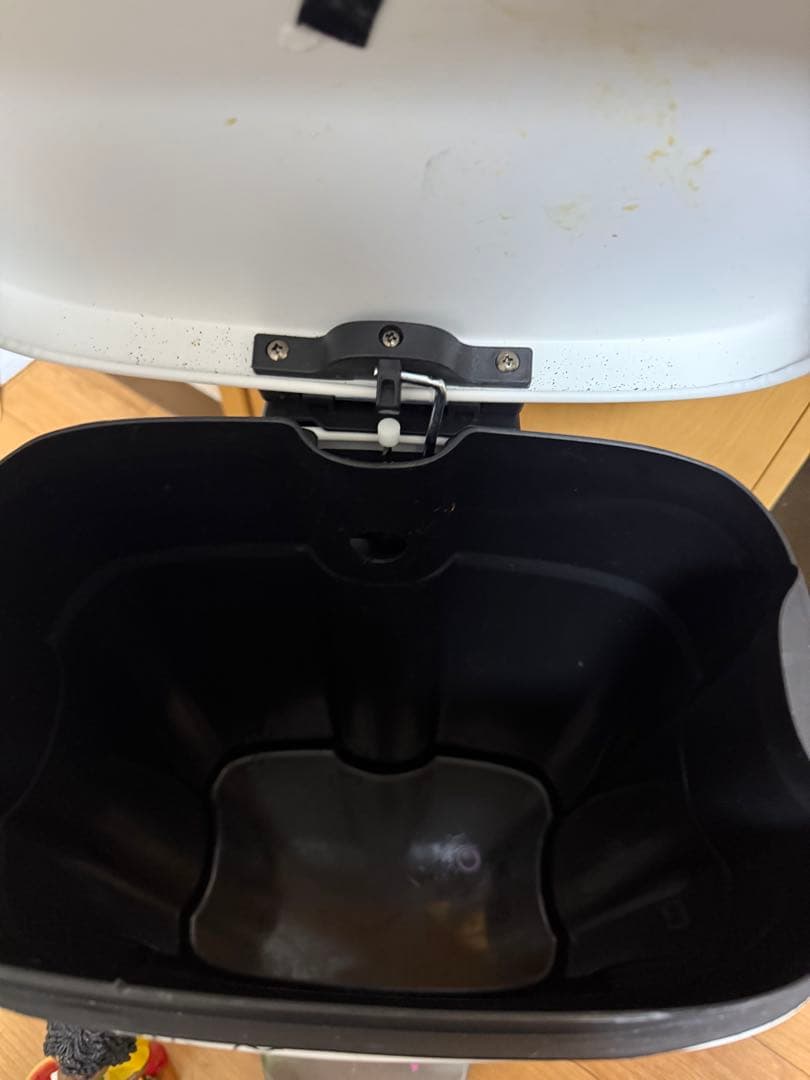 グラフィティアートごみ箱チェケラ 値下げ叶