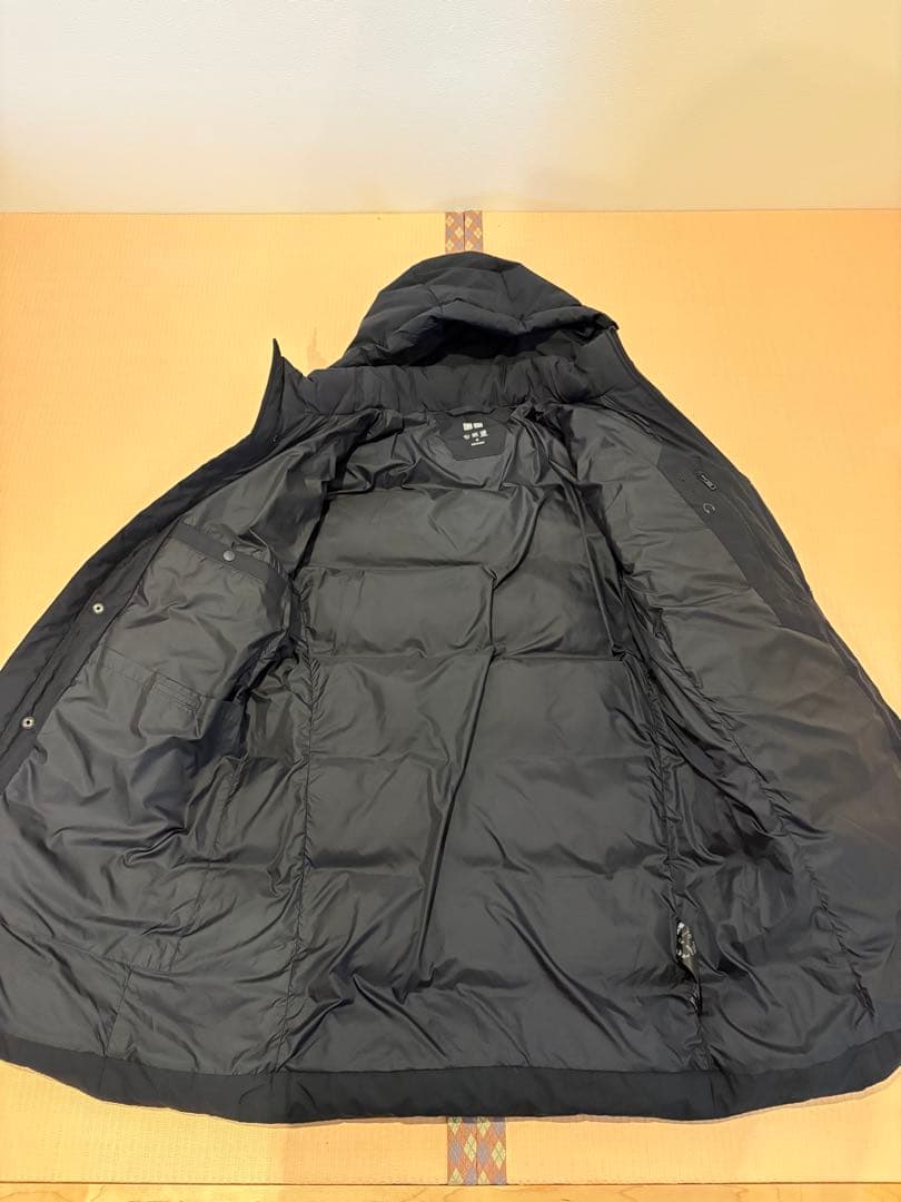ユニクロ シームレスダウンコート 紺　XL 311-409332