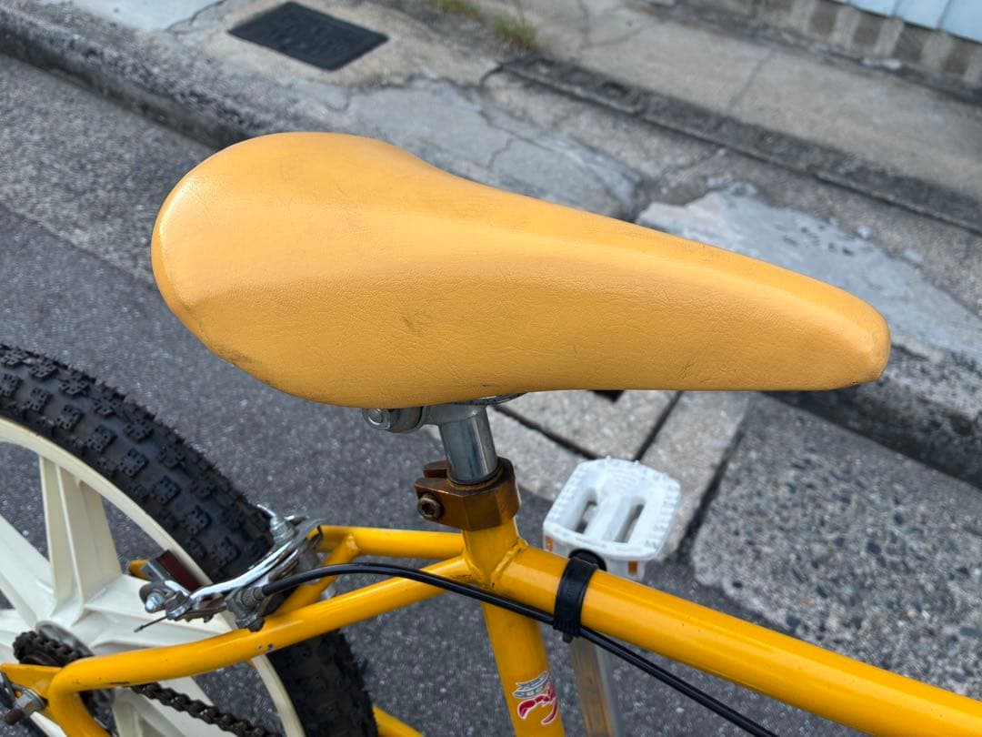 F28 中古/希少BMX OLD SCHOOL BMX RED SCORPION