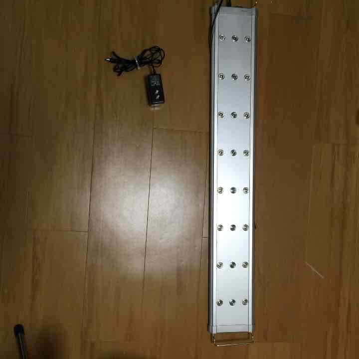 Tetra、900LEDライト