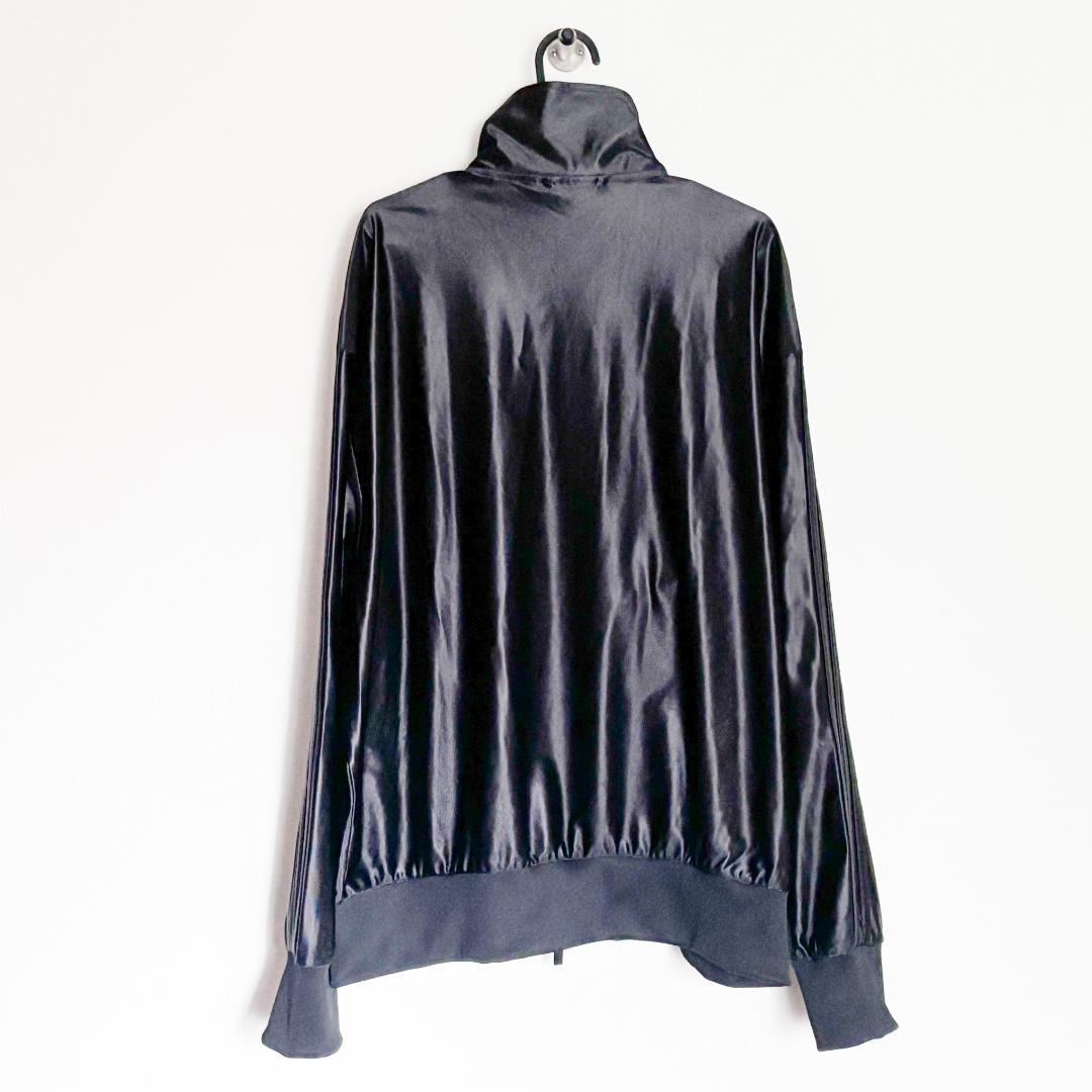 adidas originals オーバーサイズファイアーバード セットアップ