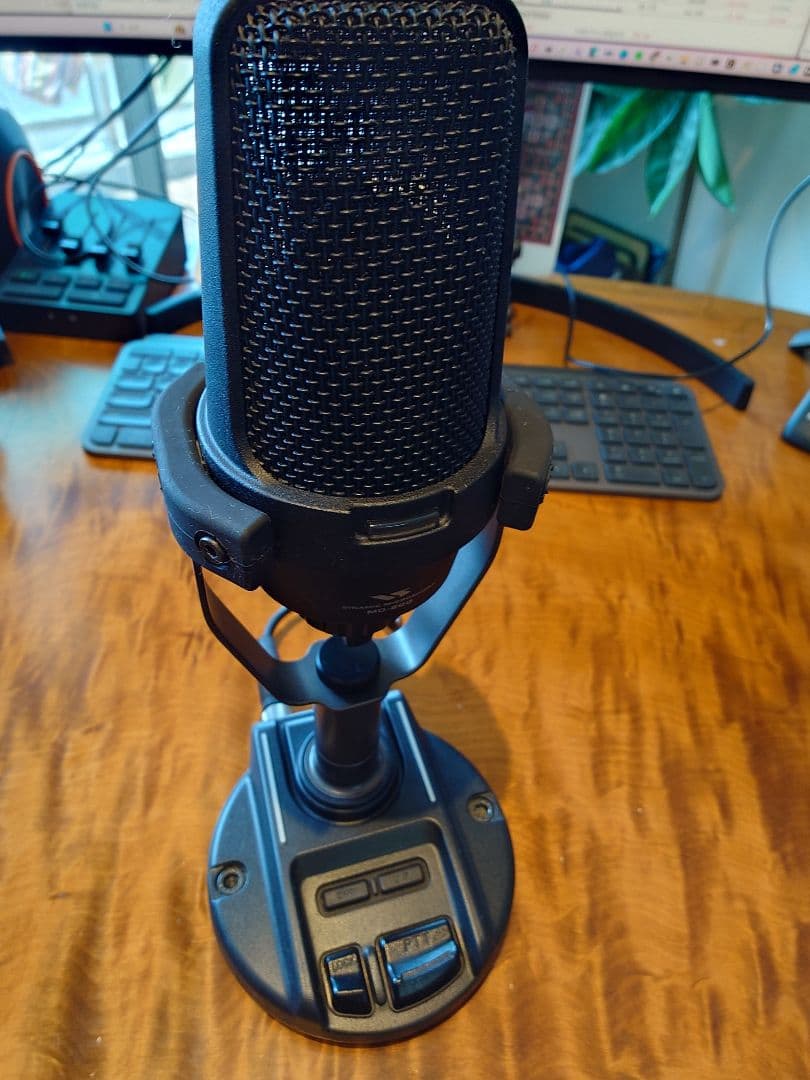 通信機専用最高級デスクトップマイクロホン YAESU MD-200A8X