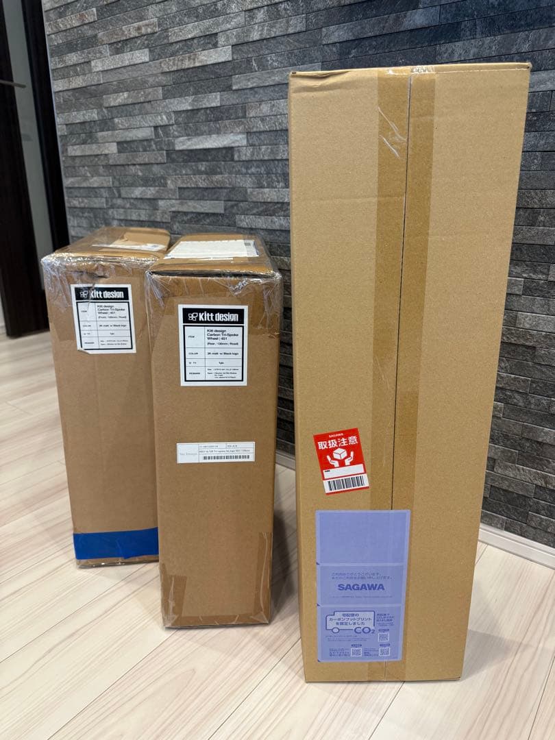 Kitt design 451 Carbon ホイールフロントリア＋フォーク