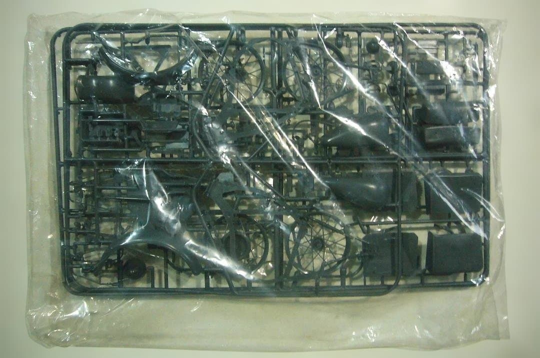 ESCI 1/9 　①独軍兵士　②ハーレーダビッドソン 米軍試用　2個セット