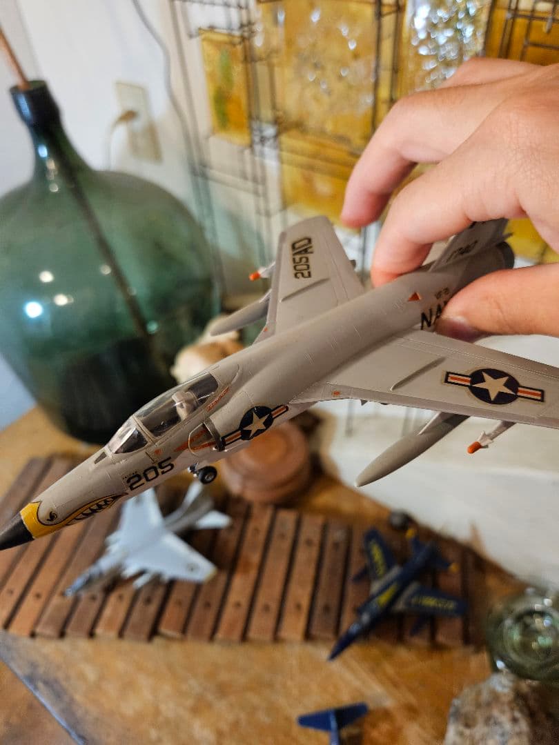 飛行機　模型　戦闘機　プラモデル　パンサー　ブルーエンジェル　コルセア