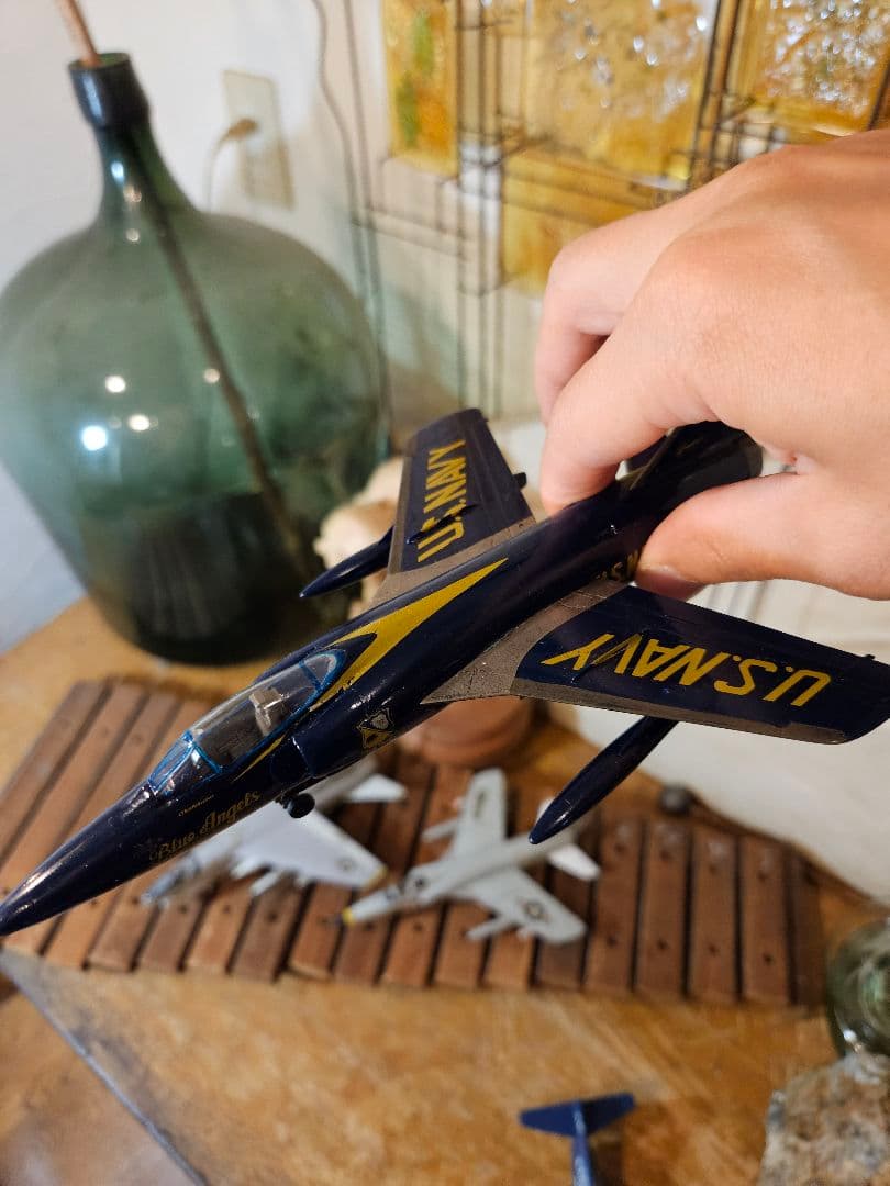 飛行機　模型　戦闘機　プラモデル　パンサー　ブルーエンジェル　コルセア