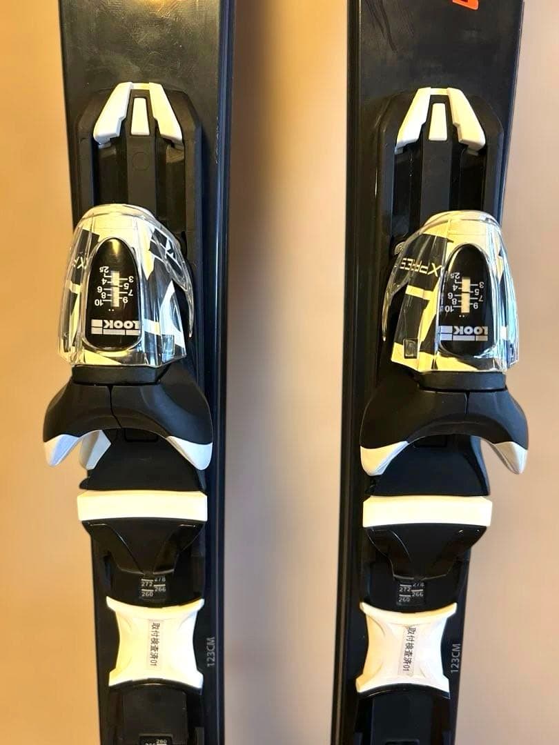 優*亮様 スキー板　ROSSIGNOL PURSUIT 123cm ストック、カ