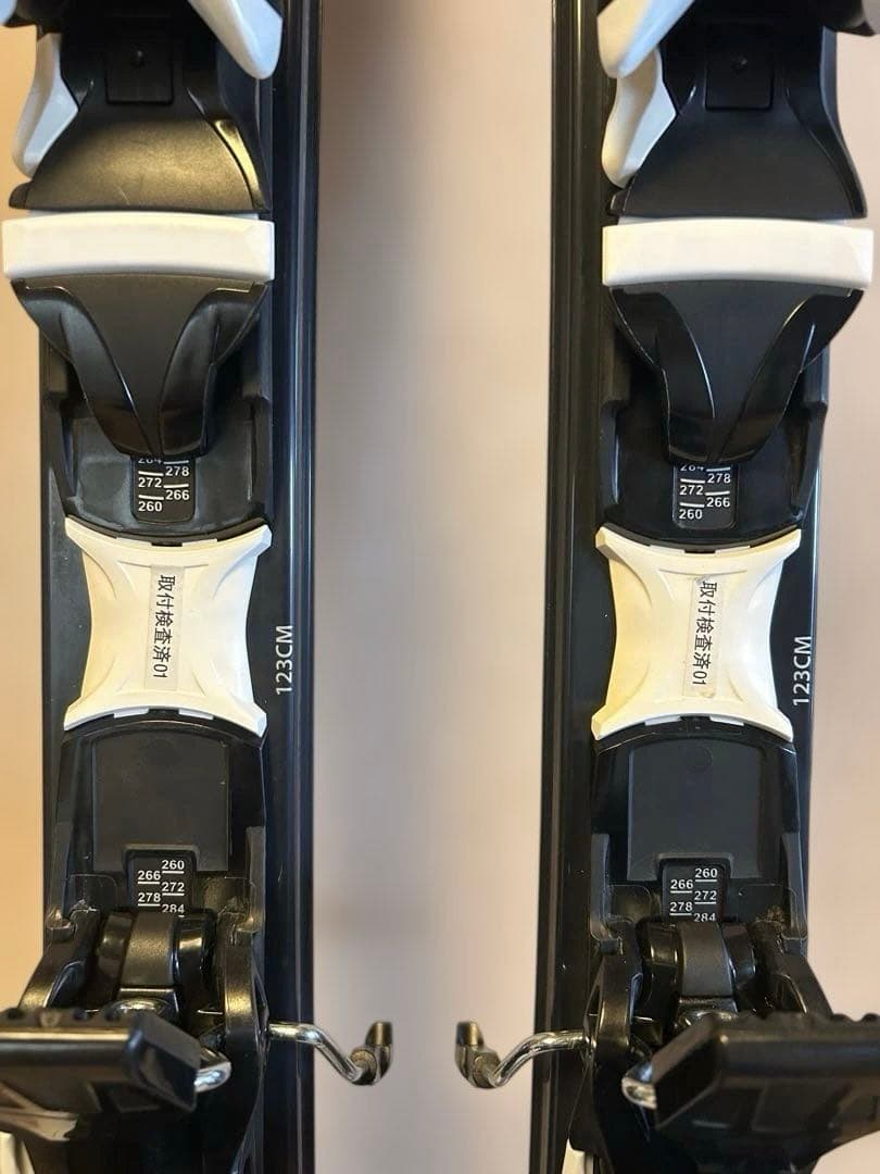 優*亮様 スキー板　ROSSIGNOL PURSUIT 123cm ストック、カ