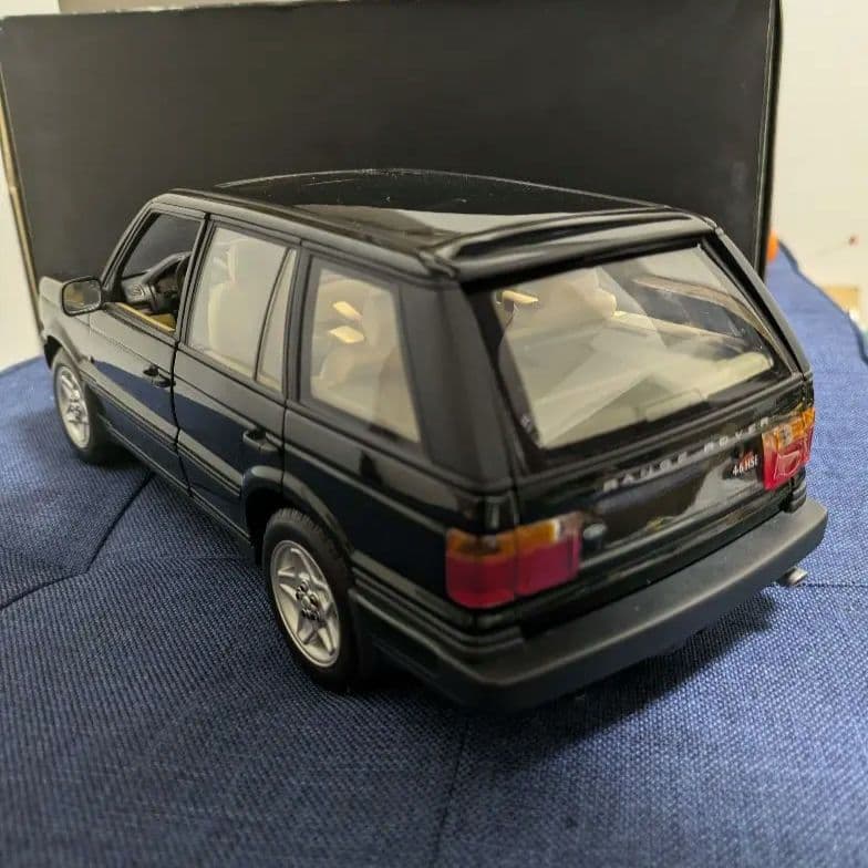 オートアート　ランドローバー　レンジローバー　1/18 P38a　LPレンジ