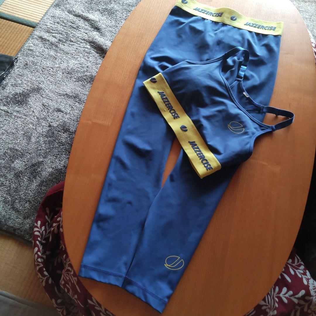 ジャザサイズロゴマーク付きセットアップ上下共Sサイズ