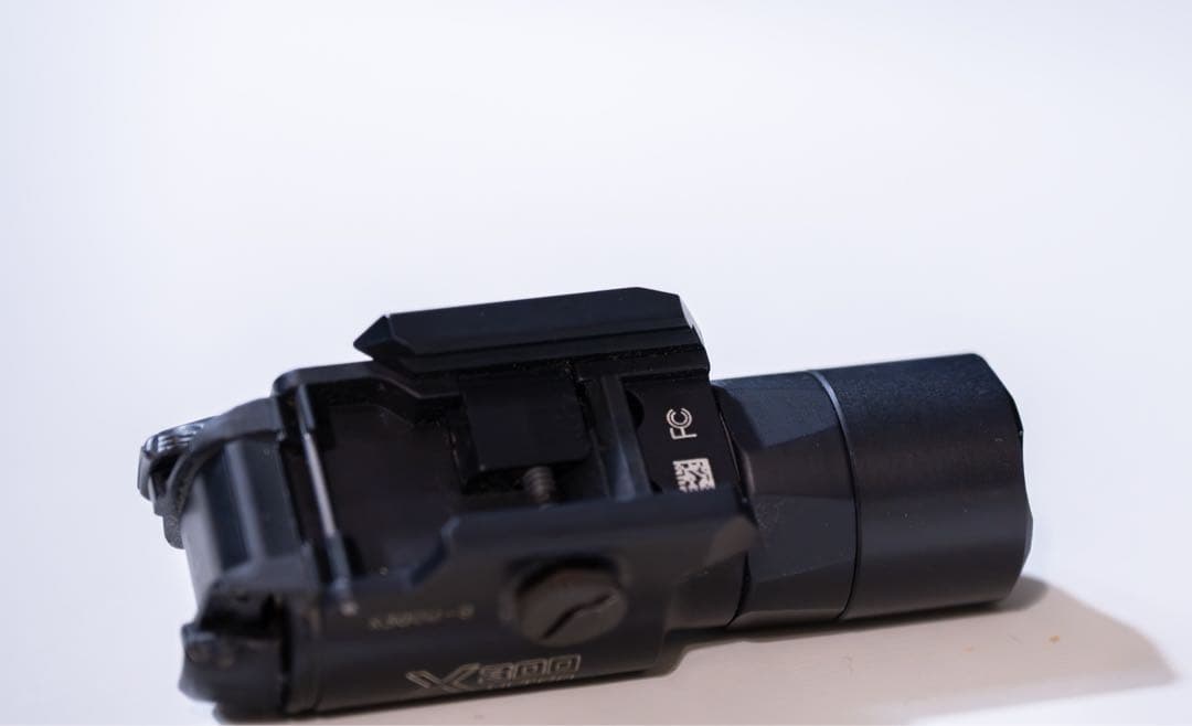 SureFire X300U-B ブラック フラッシュライト