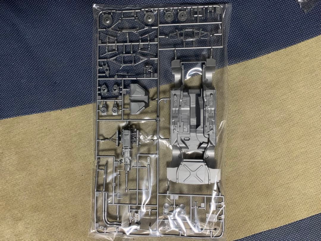 TAMIYA ペンズオイル NISMO GT-R R34 未組み立て箱に汚れあり