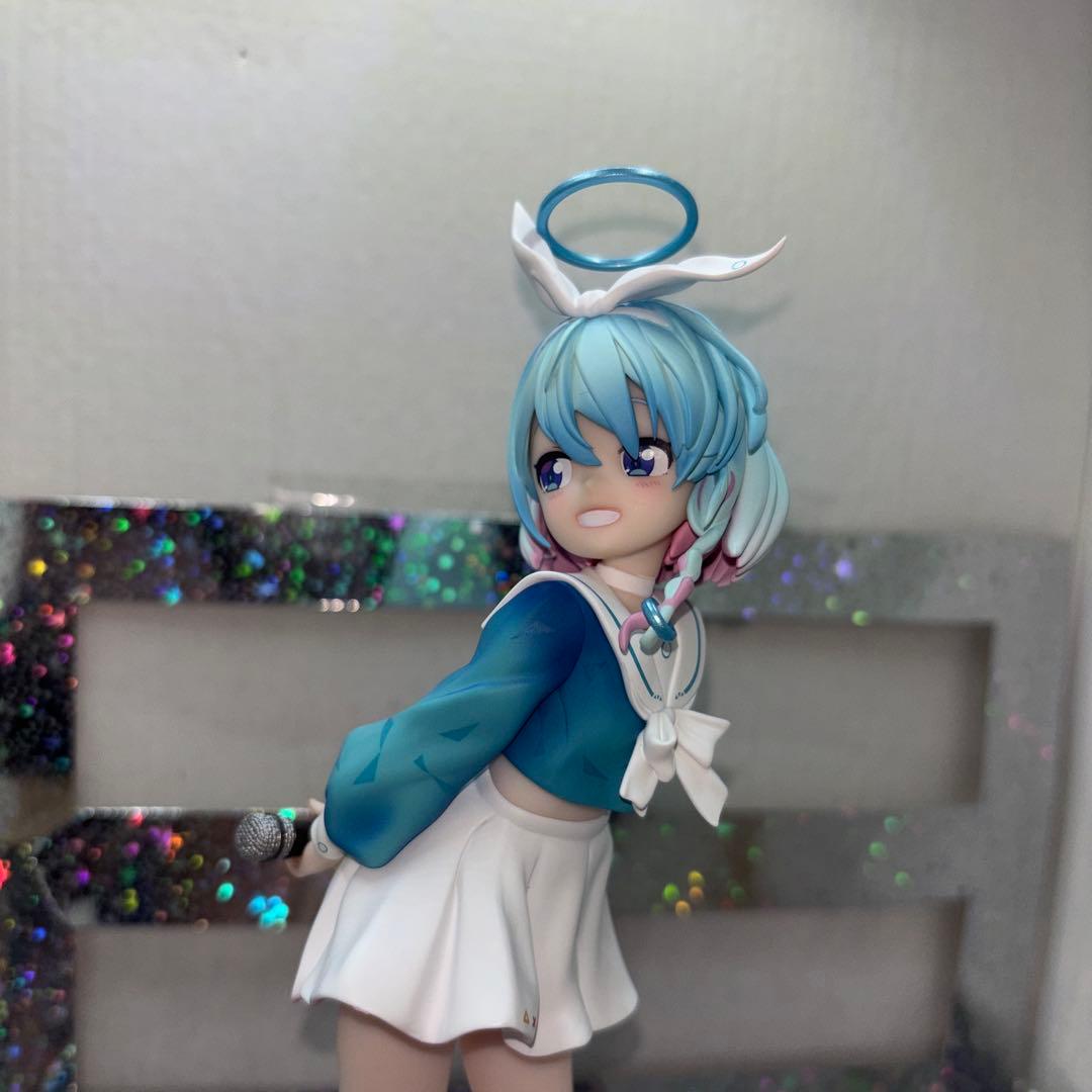 ブルーアーカイブ　アロナフィギュア