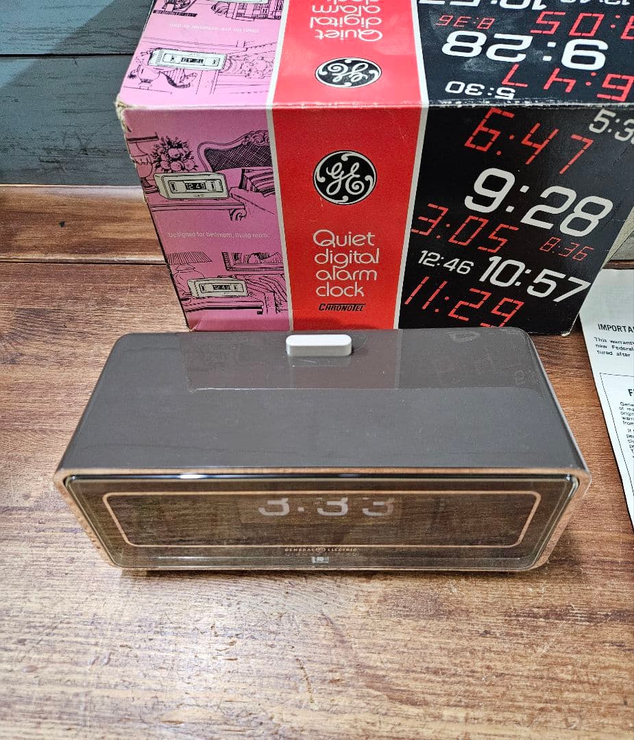 US Vintage General Electric フリップ時計 8120