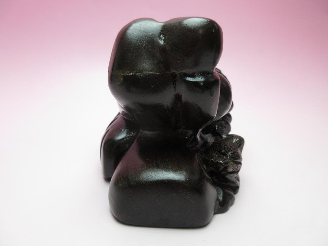 天然ひすい 本翡翠 樹脂含侵なし 葡萄置物 TN111 70728