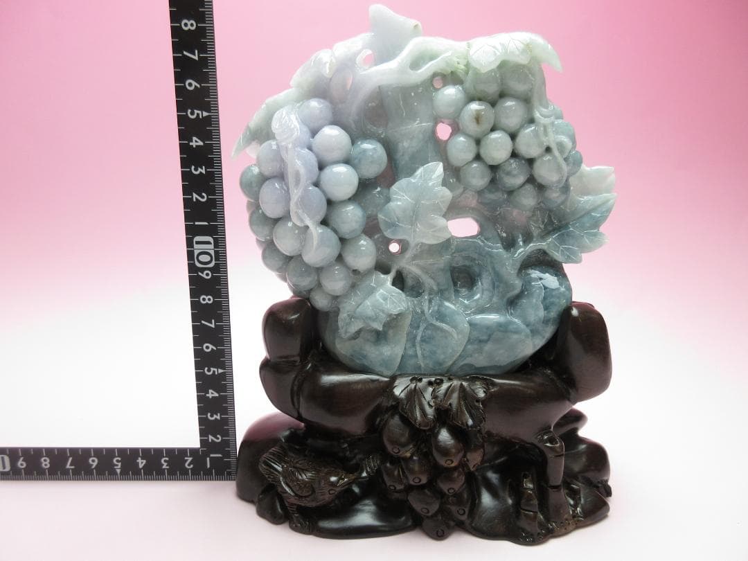 天然ひすい 本翡翠 樹脂含侵なし 葡萄置物 TN111 70728