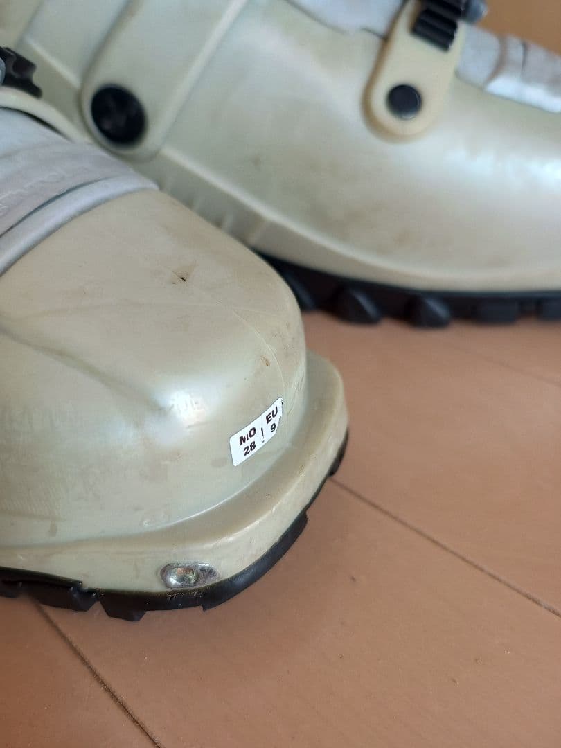 ないあ Silvretta スキーブーツ