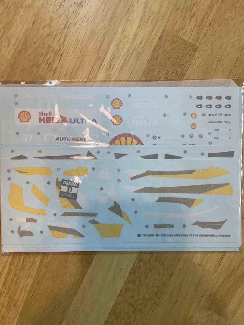 nunu PLAZ 1/24  M4 GT3 2022 チャンピオン