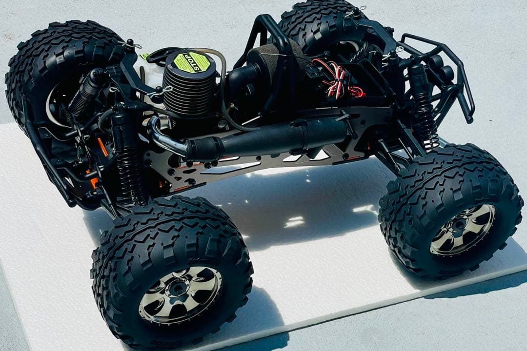 ［未使用］ hpi-racing SAVAGE X 4.6 エンジンカー