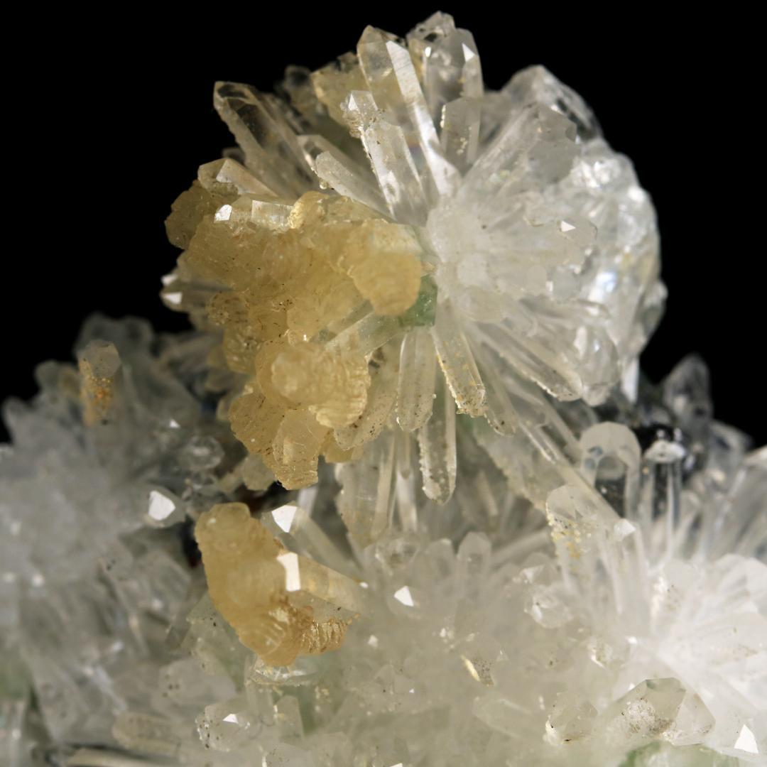 水晶 クォーツ ブルガリア産 ① / 原石 天然石 鉱物標本 クラスター