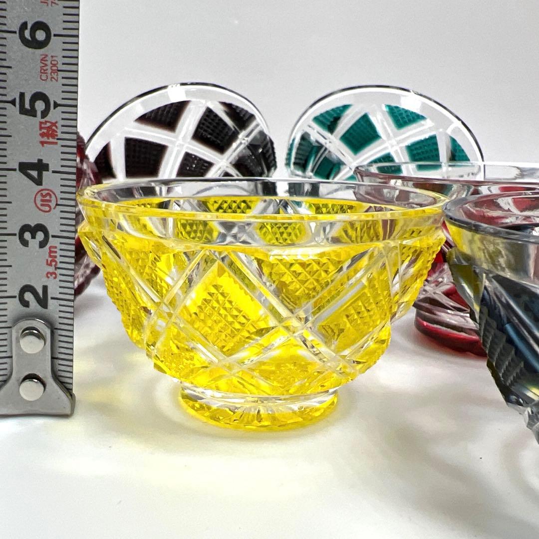 島津磯斉彬　薩摩切子色被せガラス酒杯　共箱　東Y7-1010☆1Fトルサル