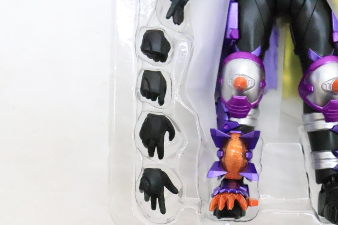 仮面ライダーバッファ フィーバーゾンビフォーム 30-JD0121-01