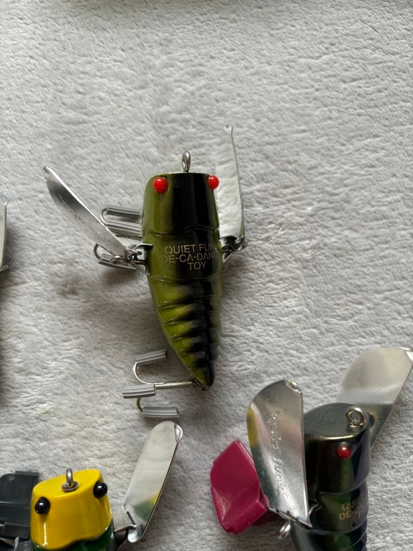 クワイエットファンク　デカダンス　カーナ　トーイ　フィー