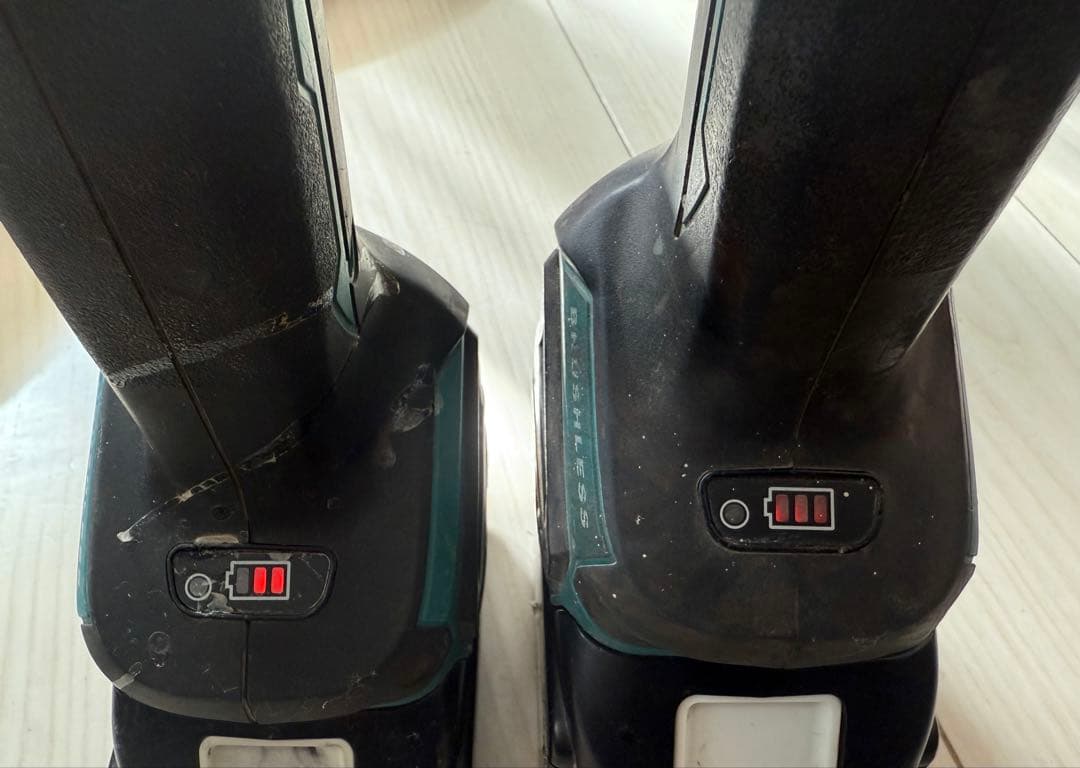 マキタ 18v充電式グラインダー　ジャンク