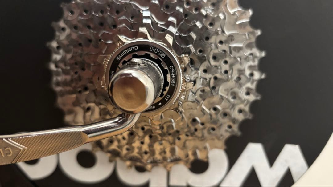 Wahoo KICKR CORE トレーニングローラー　（CS-HG51付き）