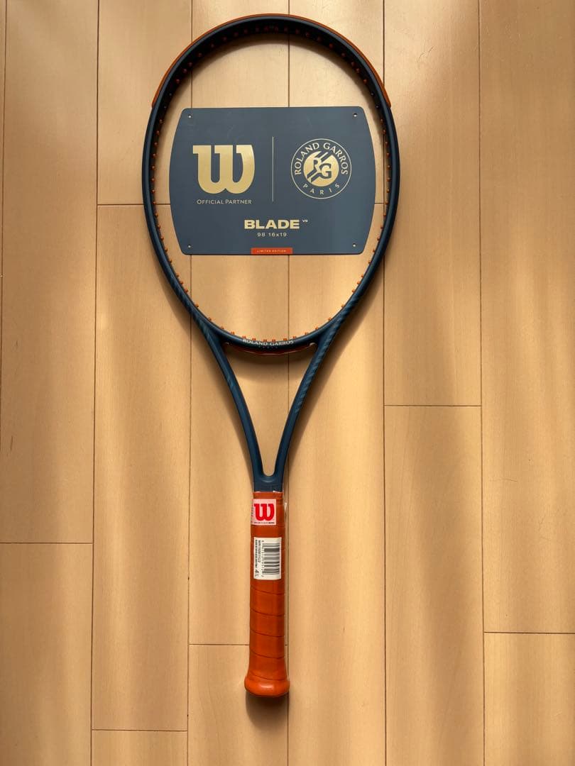 Wilson Blade 98 v9 rg 未使用品　一本（おまけ付き）