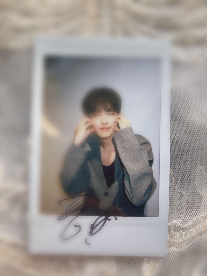 ATEEZ アチズ ホンジュン サイン チェキ