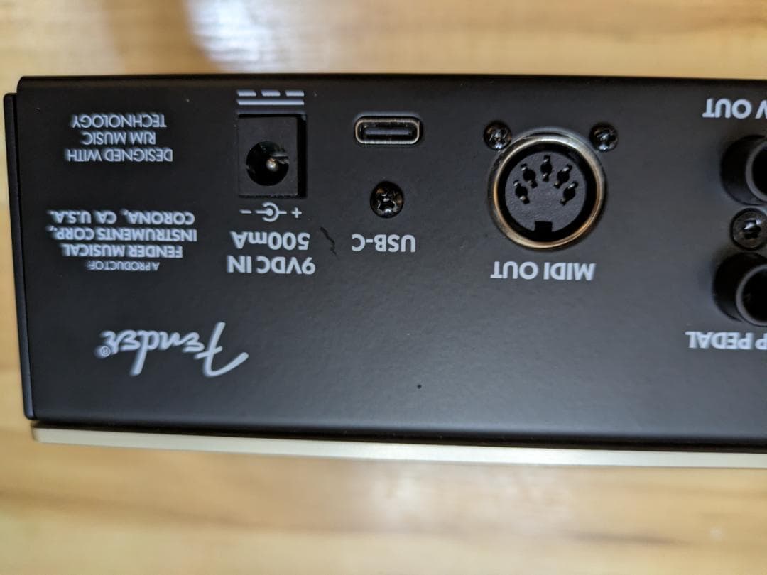 ギター FENDER SWITCHBOARD EFFECTS OPERATOR